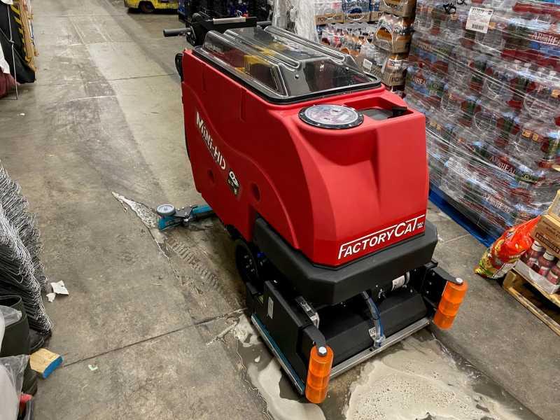 https://rps-cms-app-public.nyc3.digitaloceanspaces.com/FC_MINI_HD_CYLINDRICAL_DECK_WHITE_STRIPE_GROCERY_STORE_2_3b6b2788cd.jpg